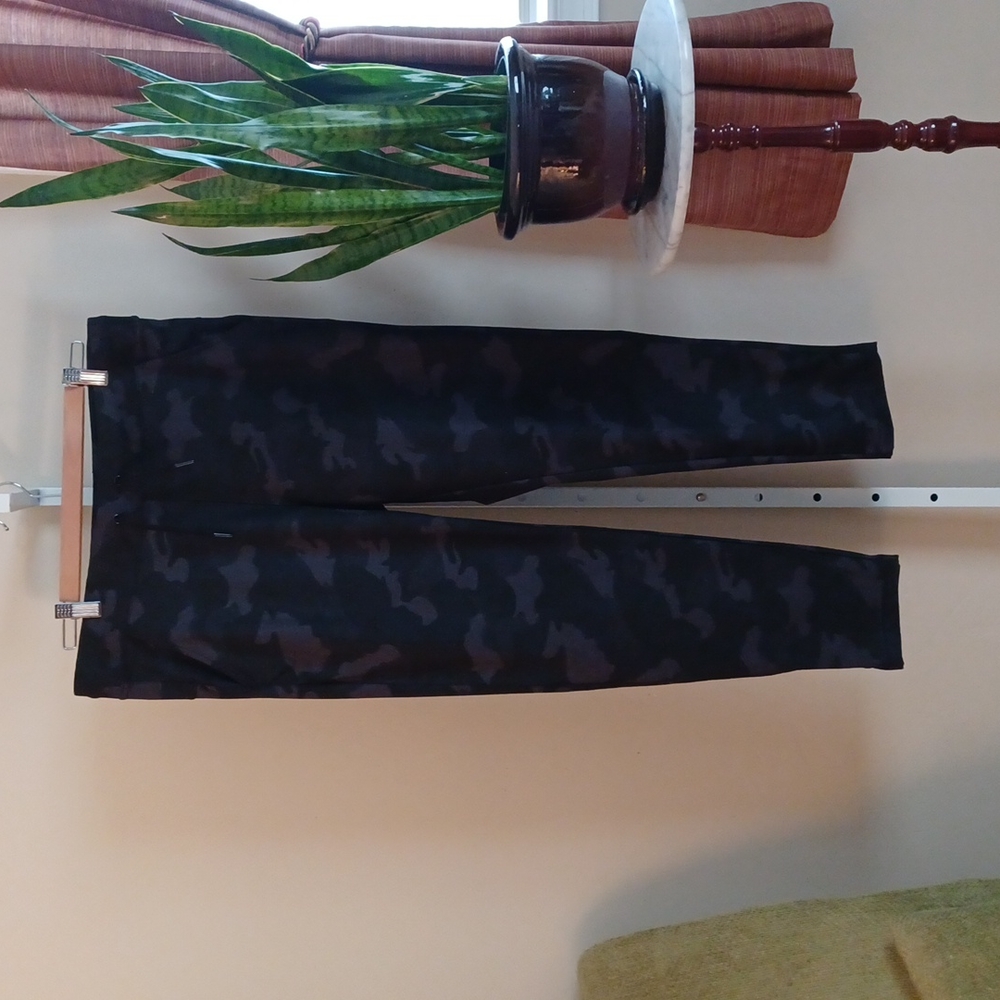 WOMEN'S YOGA PANTS M